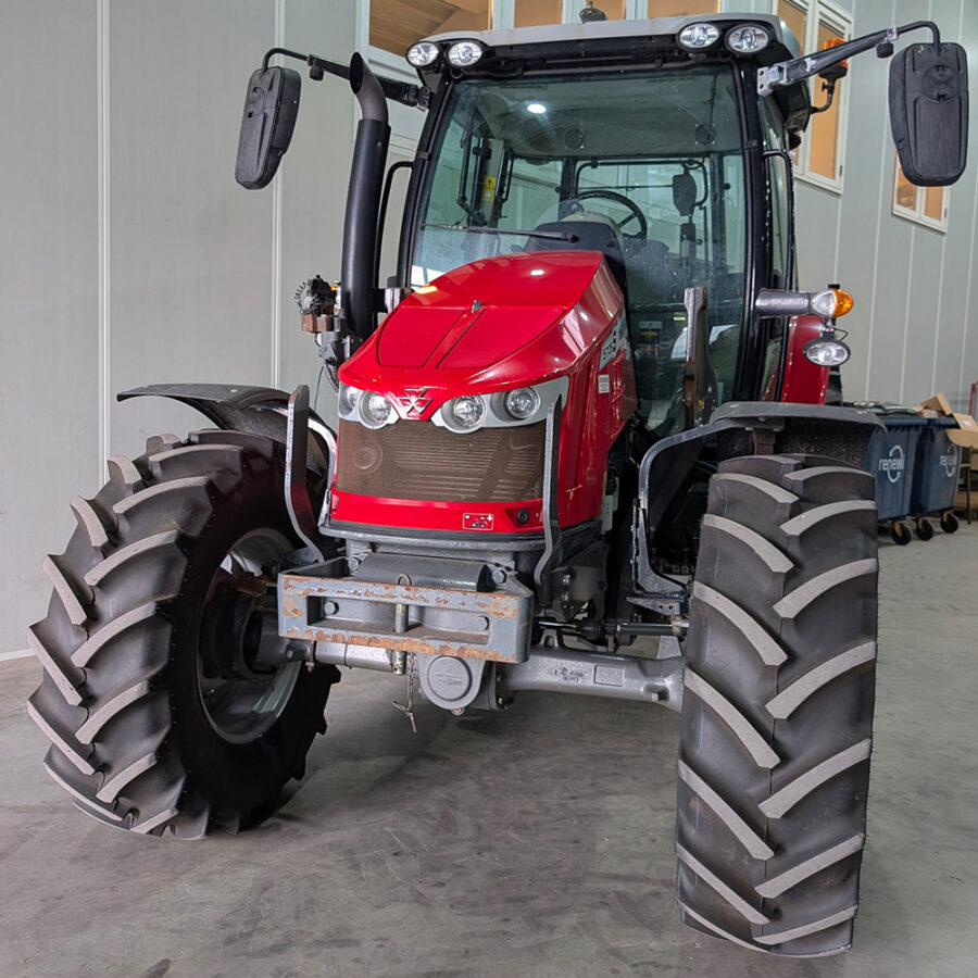 Alternative view of MF 5709 S