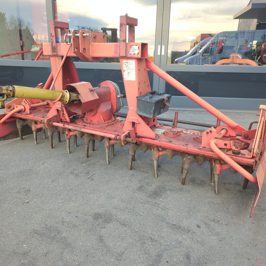 Lely terra 250-15
