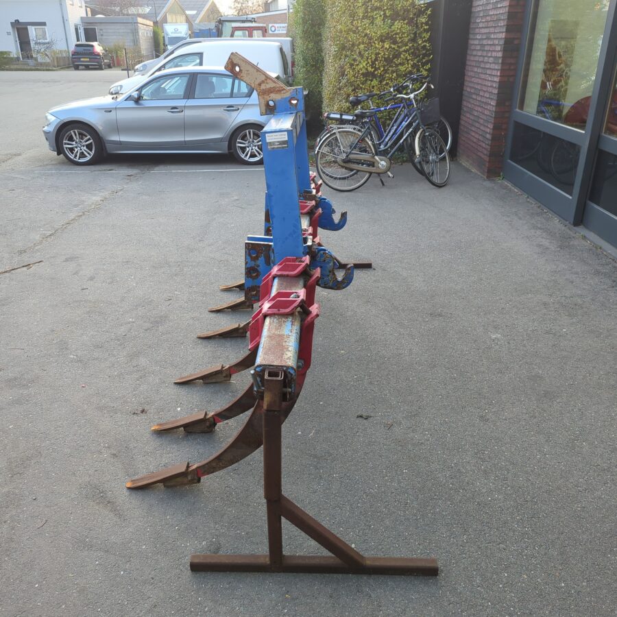 Alternative view of Voorzet woeler