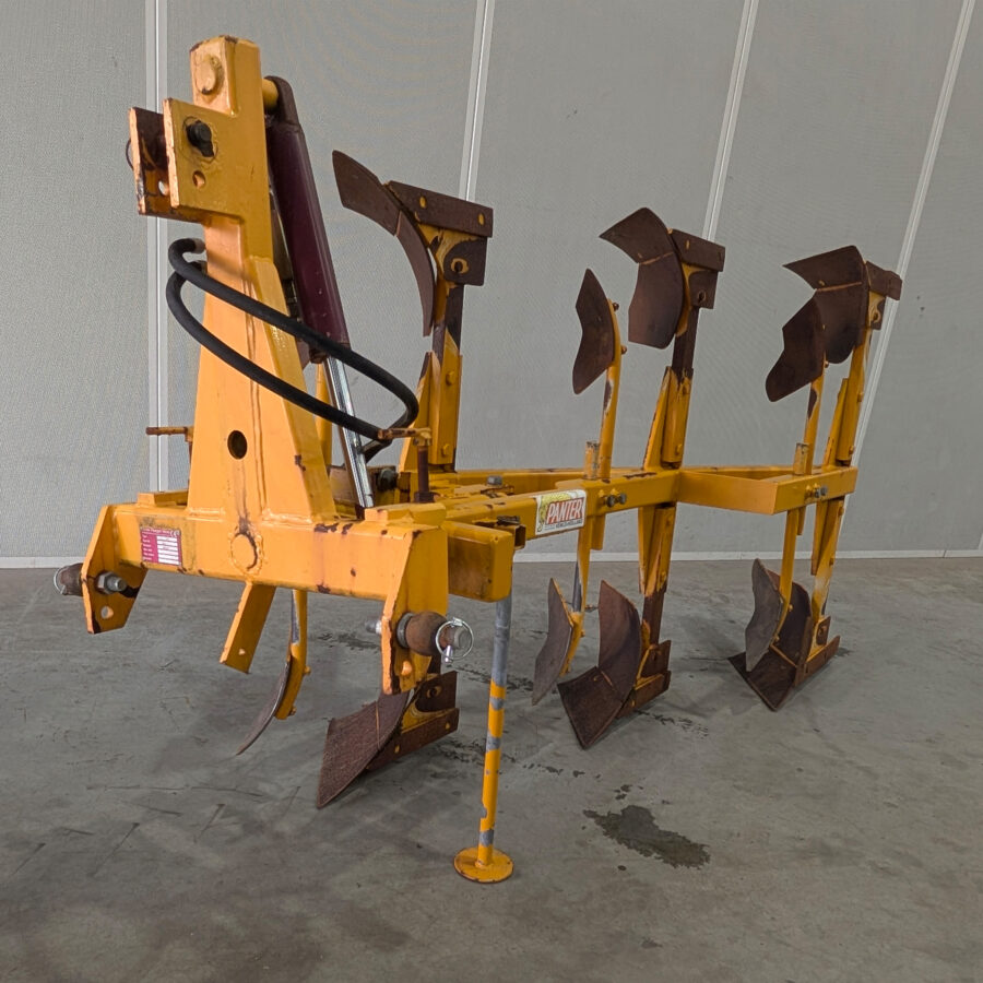 Panter Kantelploeg mechanisatiebollenstreek