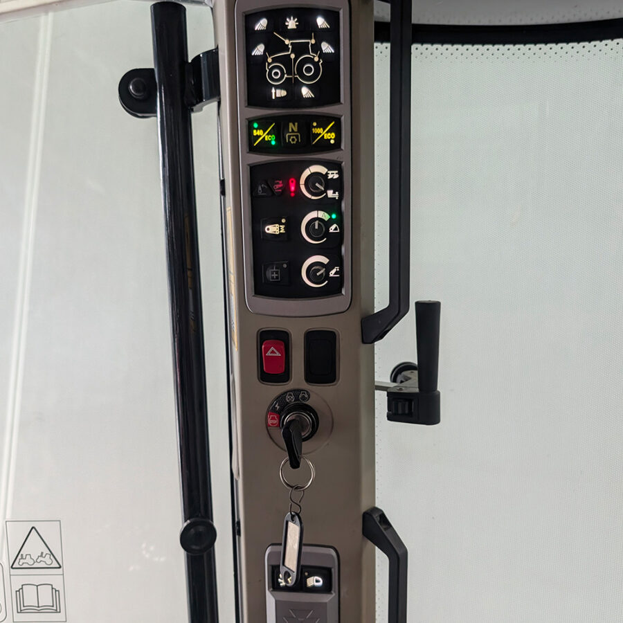 MF 5S.105 2 Mechanisatie Bollenstreek