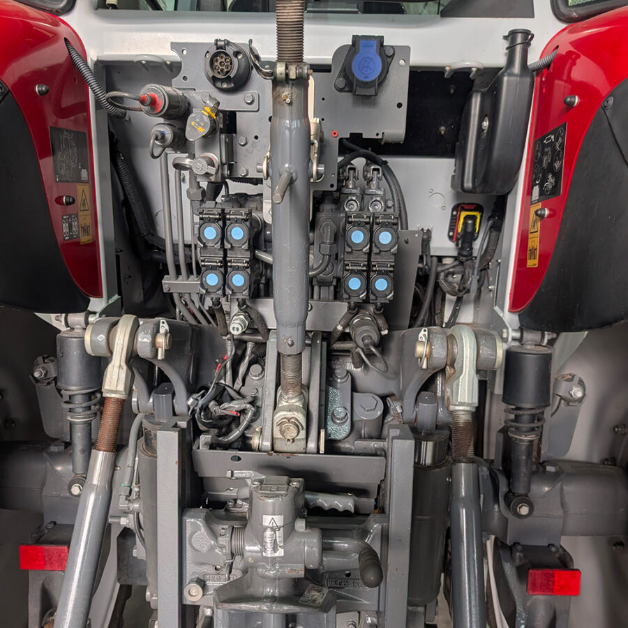 MF 5S.105 2 Mechanisatie Bollenstreek