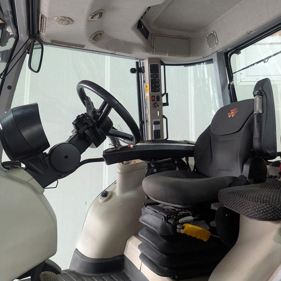 MF 5S.105 2 Mechanisatie Bollenstreek