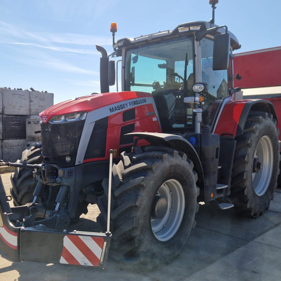 MF 8S.205 VT Vario