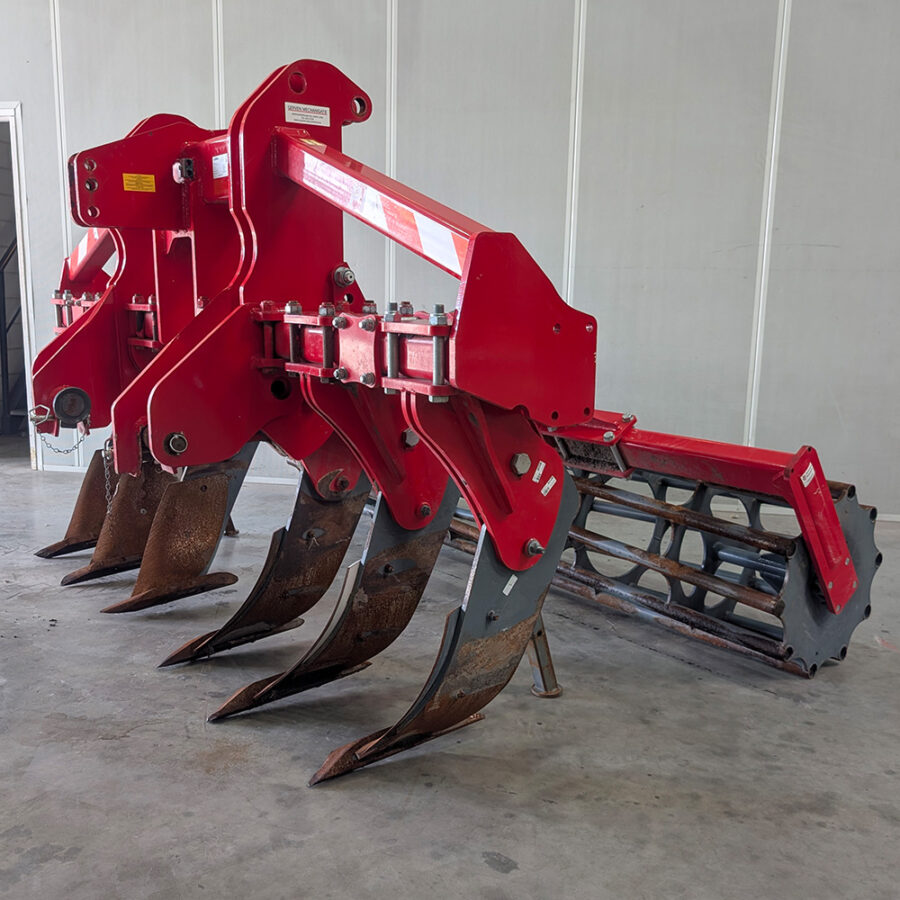 UNIA plow B4 woeler mechanisatie bollenstreek