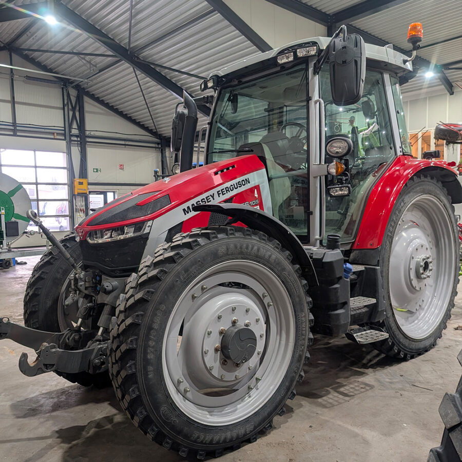 Massey Ferguson MF 5S 105 efficient 4 mechanisatie bollenstreek